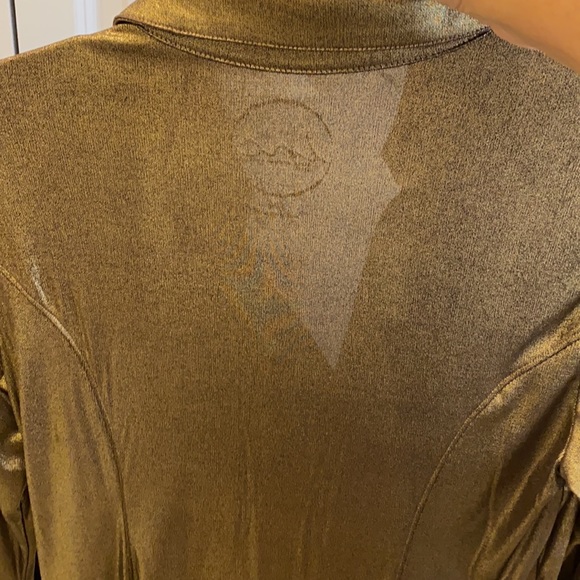 Top - Picture 3 of 3